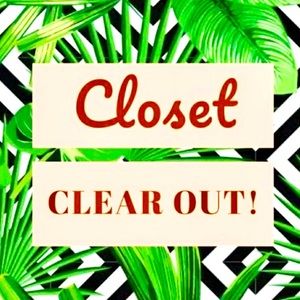 Clearing out my closet ! Lowered all prices 🤩